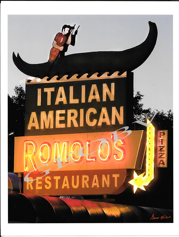 Romolo's Italian Americqn Restaurant